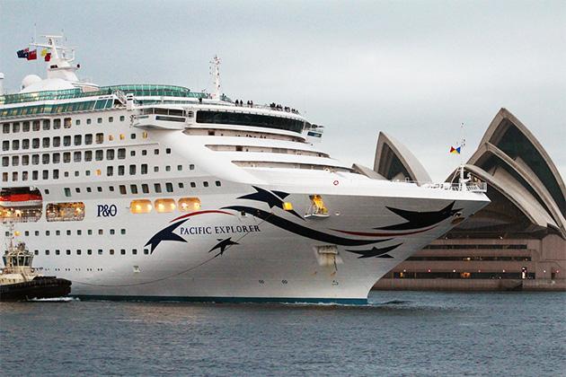 Sydney welcomes first cruise ship since 2020
